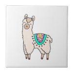 Lächelndes glückliches Alpaka-Cartoon zeichnend Ti Fliese<br><div class="desc">Llamas sind in diesen Tagen, und dieses niedlich lächelnde Lama wird bald Ihr Herz gewinnen!</div>