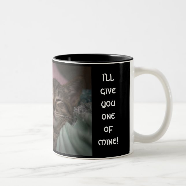 LÄCHELNDES KÄTZCHEN ZWEIFARBIGE TASSE (Rechts)