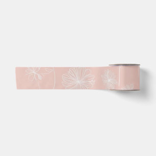 Lachsrosa mit einem zarten, weißen, floralen Vinta Satinband