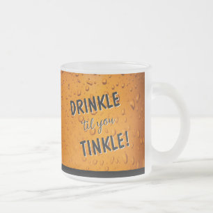 Lacht! Bier trinkender Humor Spaß gefrorener Beche Mattglastasse