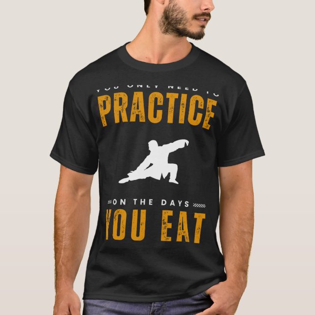 Lachte mit Tai Chi Practice T-Shirt  Fin (Vorderseite)