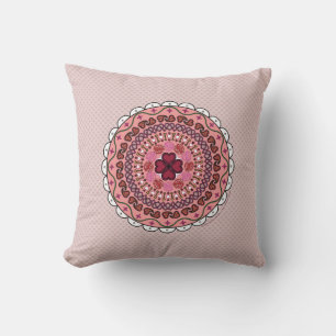 Lacy Valentine's Day Coussin