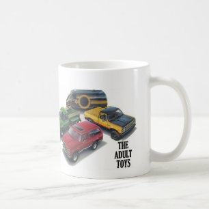 L'adulte joue la tasse
