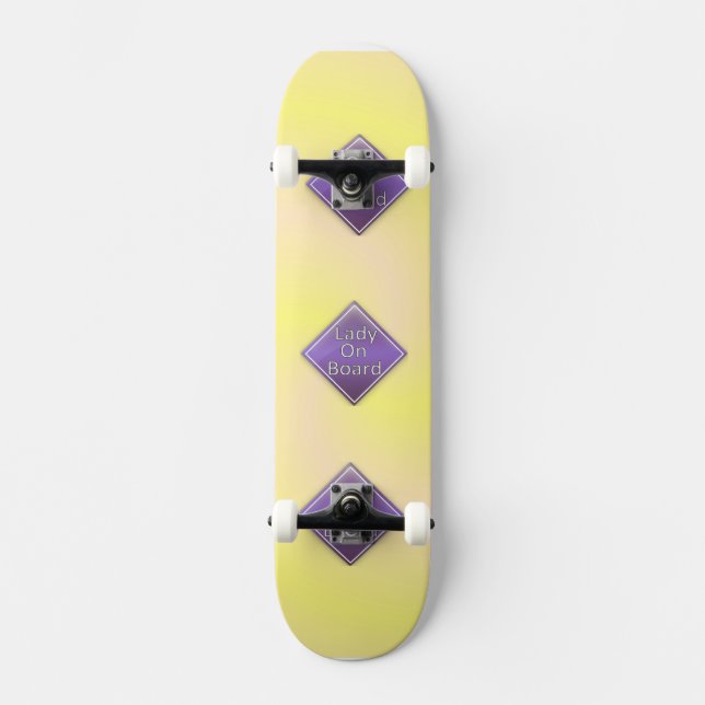 Lady an Bord Skateboard (Vorderseite)