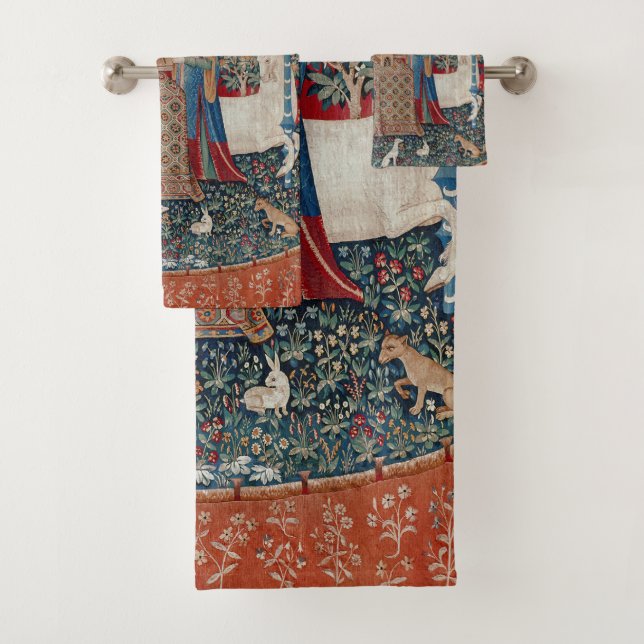 Lady and Unicorn Medieval Tapestry Hearing (En situation)