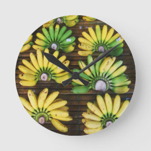 Lady Finger Bananas ~ Egg Banana (กล้วยไข่) Runde Wanduhr