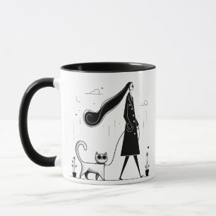 Lady geht ihre niedliche KatzenTasse Tasse