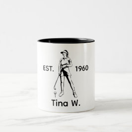Lady Golfer Personalisierter Name und Jahr Zweifarbige Tasse