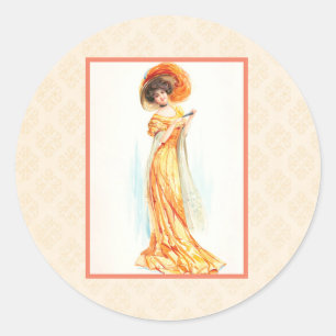 Lady in einem gelben Kleid Runder Aufkleber