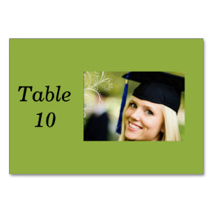 Lady in Grad Hat Tischnummer