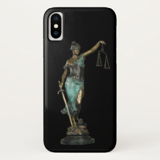 Lady Justice on Black Velvet title_seo2