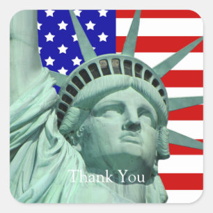 Lady Liberty und amerikanische Flagge Danke Quadratischer Aufkleber