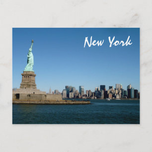 Lady Liberty wacht über NYC (Farbe) Postkarte