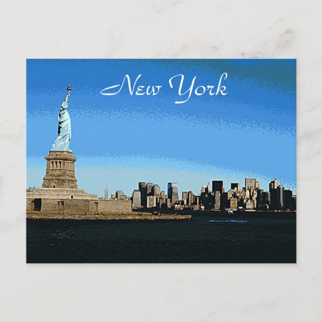 Lady Liberty Watches Over NYC (Art Version) Postkarte (Vorderseite)
