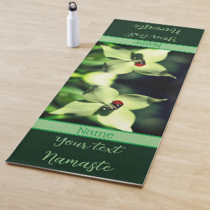 Ladybug on White Dogwood Blume Personalisiert Yogamatte