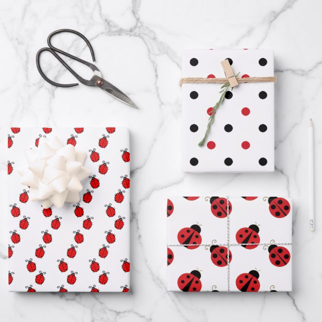 Ladybugs and Polka Dots Design Wrapping Paper She Geschenkpapier Set (Vorderseite)