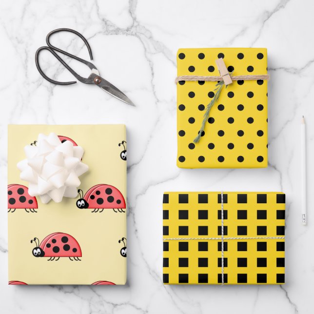 Ladybugs, gelbe und schwarze Punkte und Quadrate Geschenkpapier Set (Vorderseite)