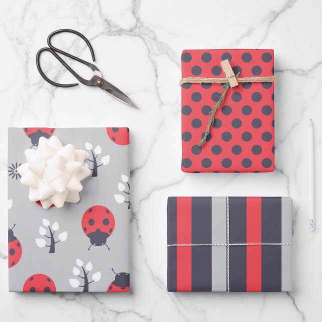 Ladybugs Stripes Polka Dots Wrapping Paper Set Geschenkpapier Set (Vorderseite)