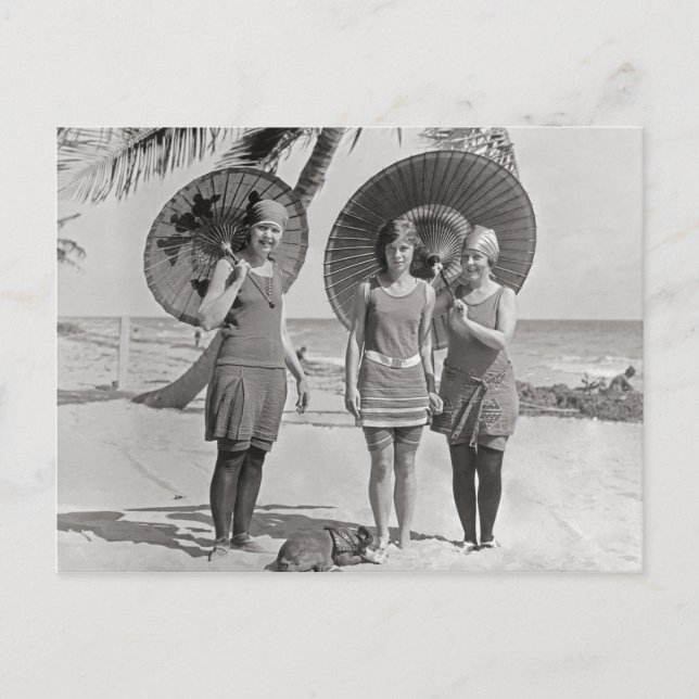 Ladys at the Beach, 1920 Postkarte (Vorderseite)