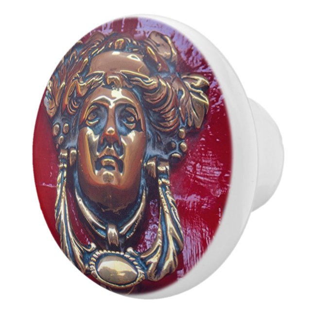 LADY'S HEAD BRASS DOOR KNOCKER (FOTOG).ON RED KERAMIKKNAUF (Rechts)