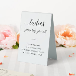 Ladys Personal Products Bathroom Basket Wedding Tischaufsteller
