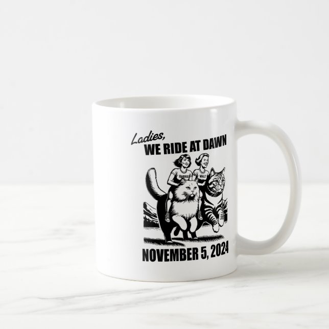 Ladys we ride bei Dawn Harris Wheimer 2024 Preside Kaffeetasse (Rechts)