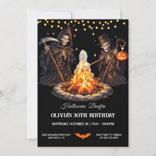 Lagerfeuer mit gruseligen Charakteren Halloween-Pa Einladung