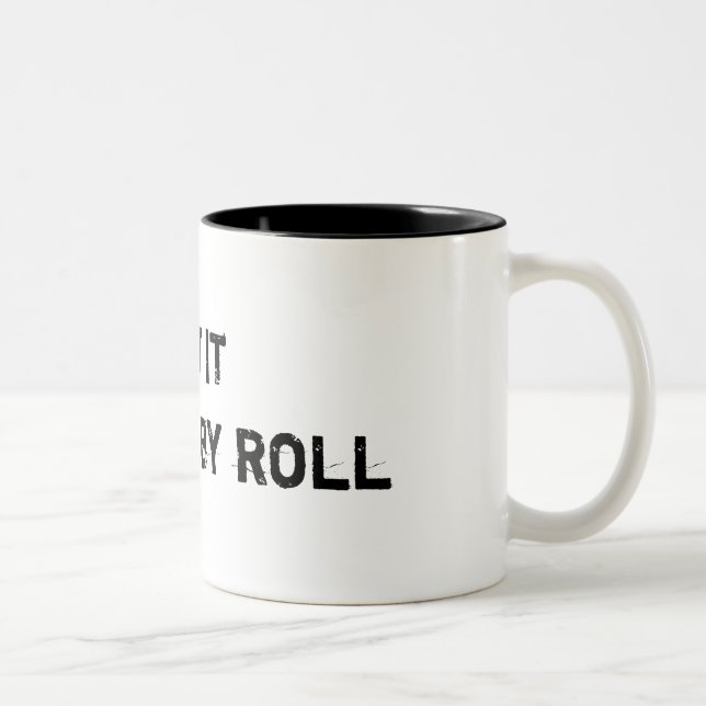 Laissez lui rouler la tasse de petit pain de bébé (Droit)