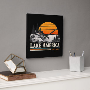 Lake America 2026 Jahrgang Quadratische Wanduhr