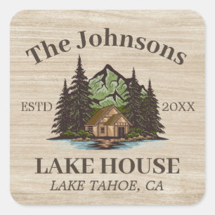 Lake House Wood Themed Family Name Personalisiert Quadratischer Aufkleber