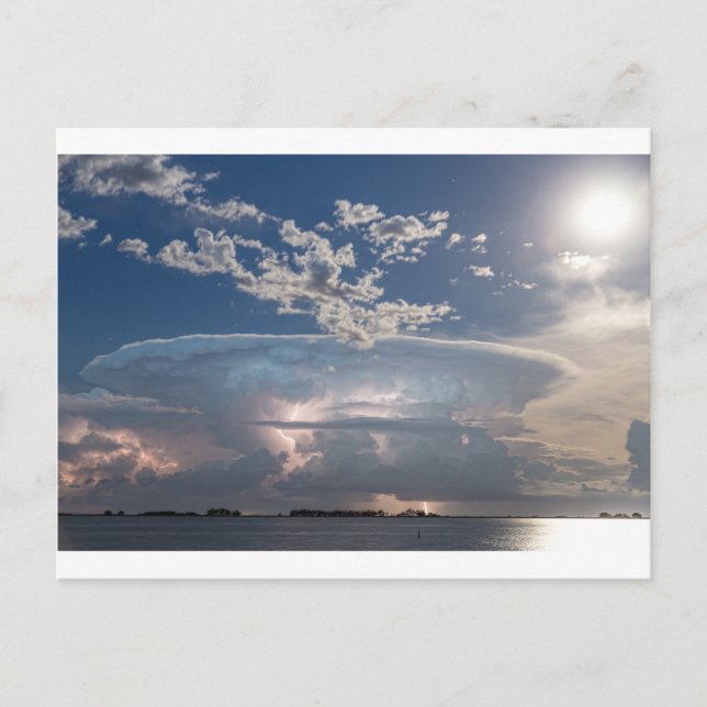 Lake Side Storm Watching.jpg Postkarte (Vorderseite)