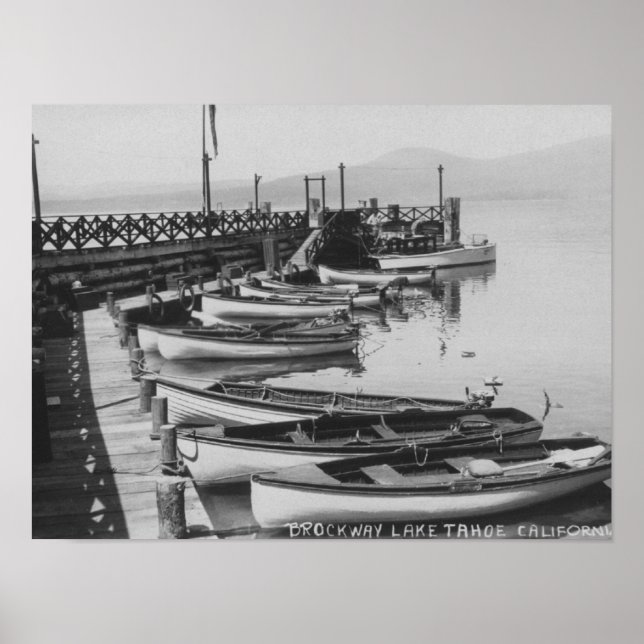 Lake Tahoe, CA - Holzboote entlang des Dock-Fotos Poster (Vorne)