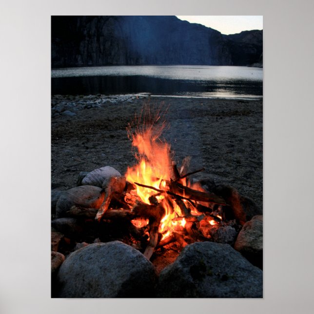 Lakeside Bonfire Poster (Vorne)