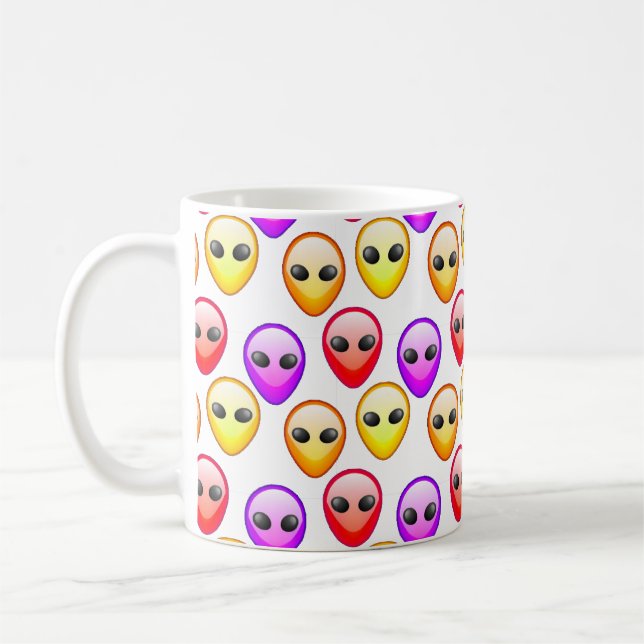 L'alien dirige la tasse (Gauche)