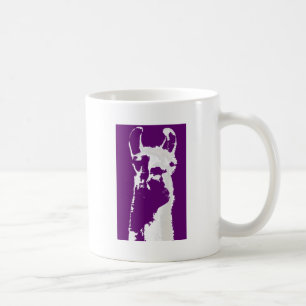 Lamakopf in Lila Kaffeetasse