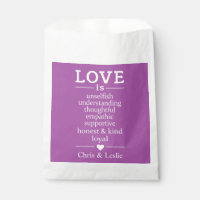 L'amour est ... des noms personnalisés et des sacs