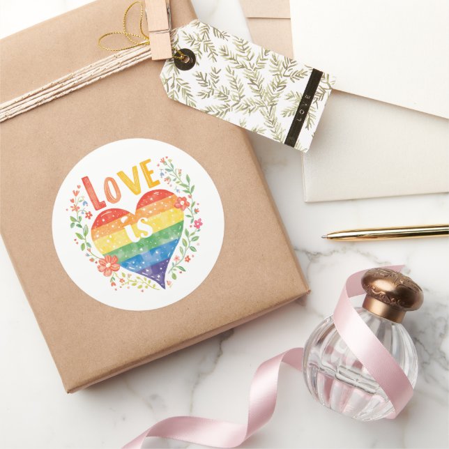 L'amour est la fierté Rainbow Heart Sticker (Cadeaux)