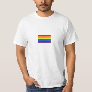 L'amour est tout que vous avez besoin du T-shirt