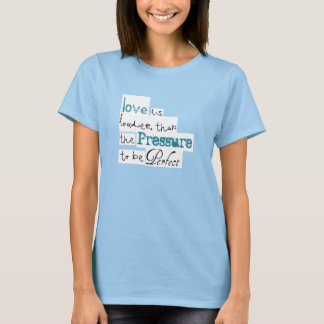 L'Amour Est Un T-shirt Plus Fort