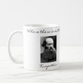 L'anarchiste de Peter Kropotkin cite la tasse