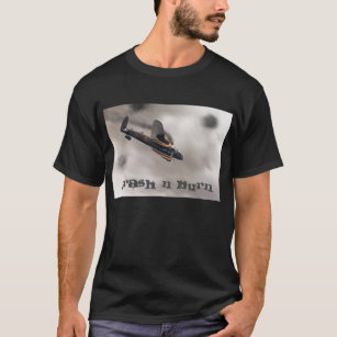 Lancaster-Bomber beim Brandabsturz T-Shirt
