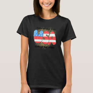 Land der amerikanischen Leopard-Fahne 4. T-Shirt