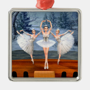 Land of Snow Dancing Ballerina’s Ornament Aus Metall