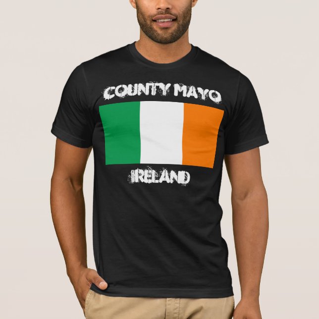 Landkreis Mayo, Irland mit irischer Flagge T-Shirt (Vorderseite)