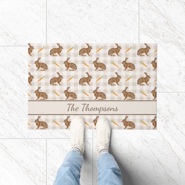 Ländliche Hasen und Karotten Beige Gingham Frühlin Fußmatte (Indoor)