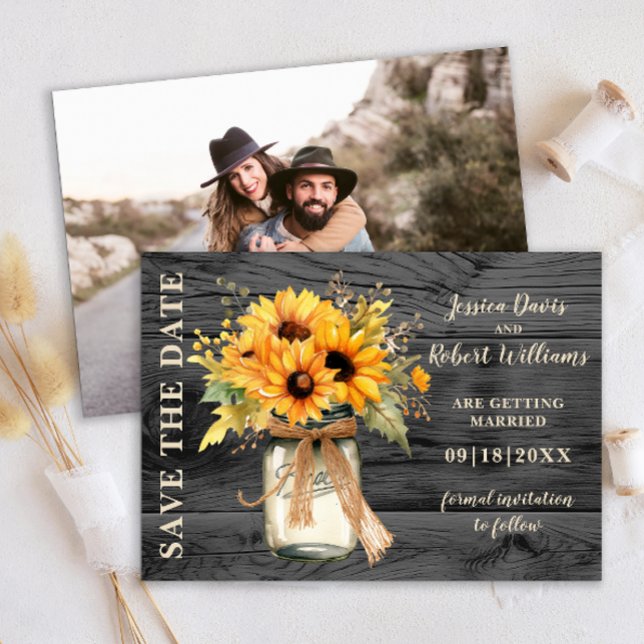 Ländliche Sonnenblume im Mason Jar zur Vorabankünd Save The Date (Rustic Sunflower String Lights Save the Date Photo Card)