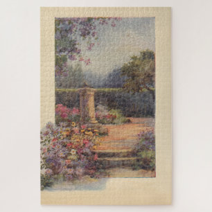 Ländlicher friedlicher Vintage-Garten mit Sonnenuh