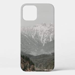 LANDSCHAFT AUS BÄUMEN UND BERG Case-Mate iPhone HÜLLE