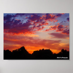 Landschaft bei violettem Sonnenuntergang Poster