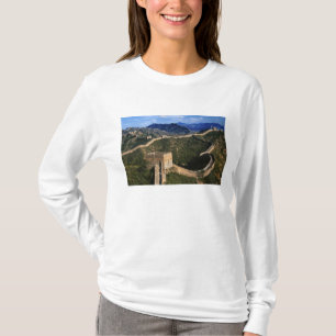 Landschaft der Großen Mauer, Jinshanling, China T-Shirt